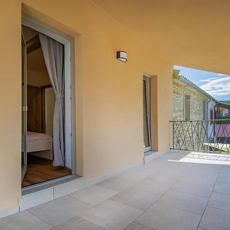 Beautiful In Skofije * Plavje