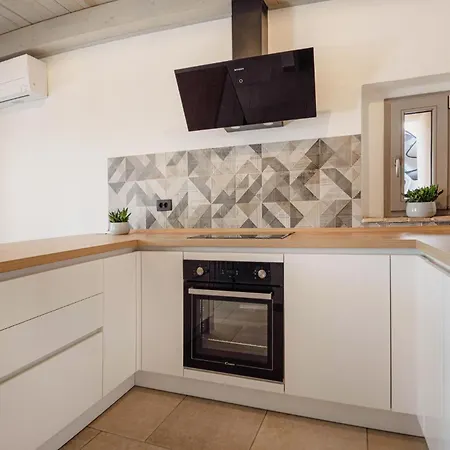 Tatil Evi Beautiful In Skofije *