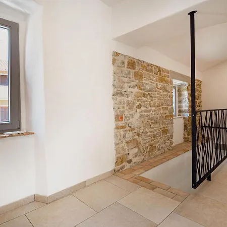 Сasa de vacaciones Beautiful In Skofije Zgornje Skofije