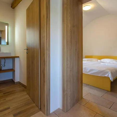 Holiday home Cozy In Skofije *