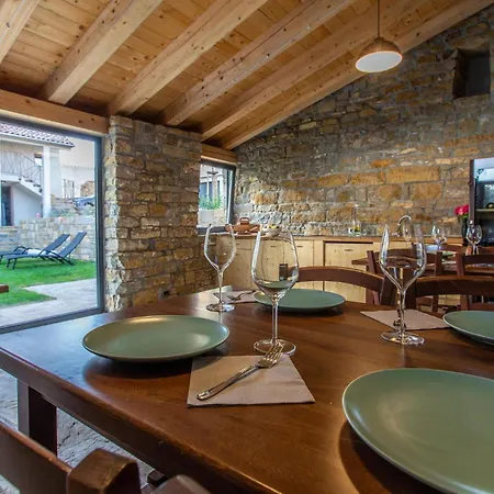 Tatil Evi Beautiful In Skofije