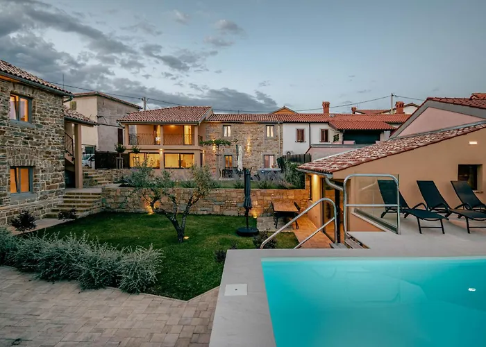 Beautiful In Skofije * Plavje