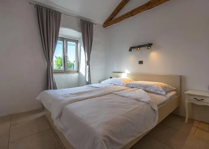 Beautiful In Skofije * Plavje