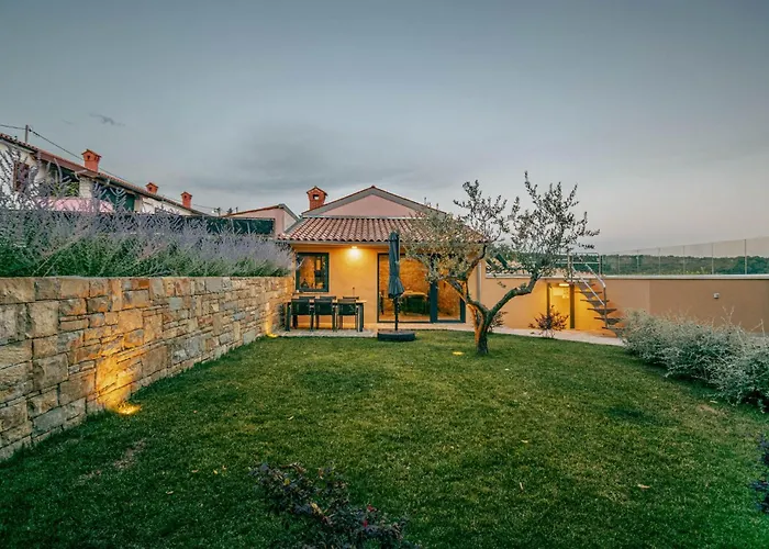 Beautiful In Skofije Casa vacanze